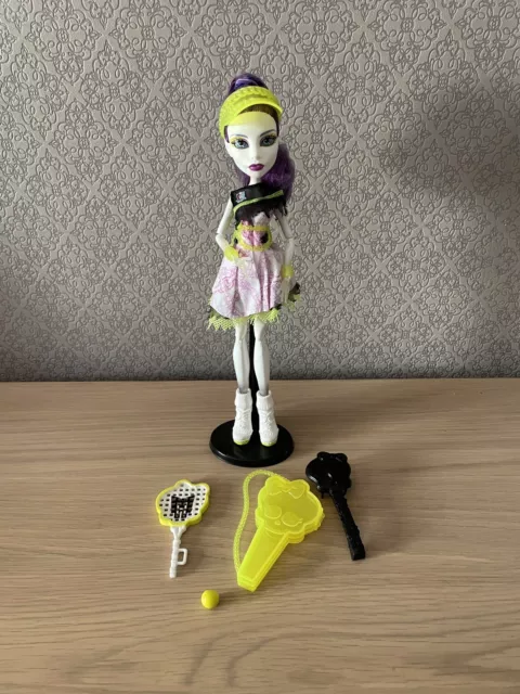 Poupée Monster High Doll Spectra Vondergeist - Ghoul Sports - Tennis Complete