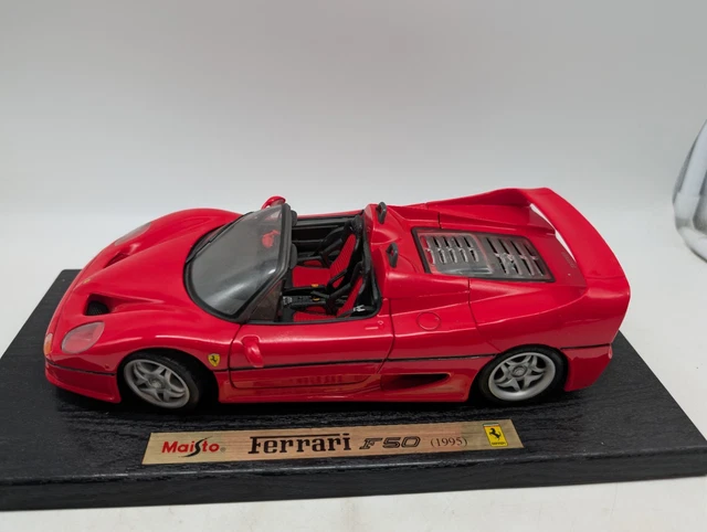 Maisto 1/18 Ferrari F50 Spyder 1995 - Moulé Argent - Occasion