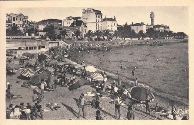 Frejus Plage et le port de St.Raphael France à Fréjus