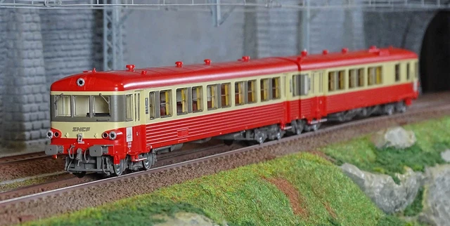 LS MODELS AUTORAIL + remorque EAD X4500 10061S DIGITAL SON NEUF et RARE