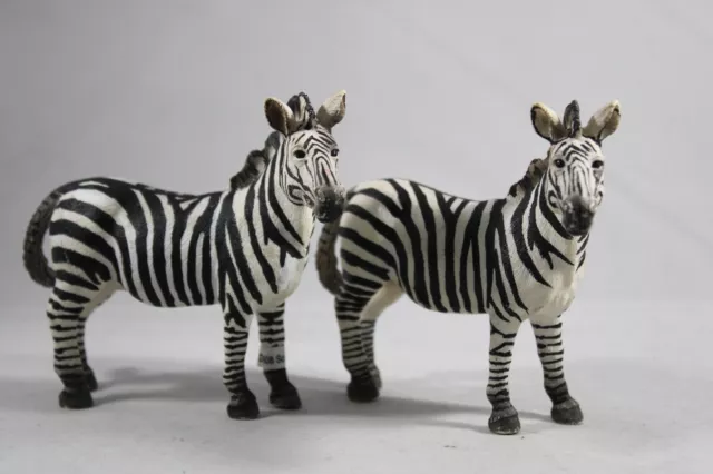 Schleich Zebra Lot of 2 Male Retired 2008 Figures 14392 4" x 3.5"