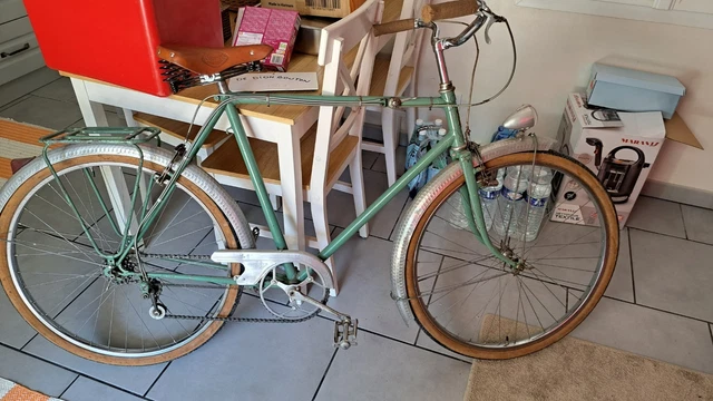 Ancien Vélo de ville MECADURAL DURALUMIN années 1940