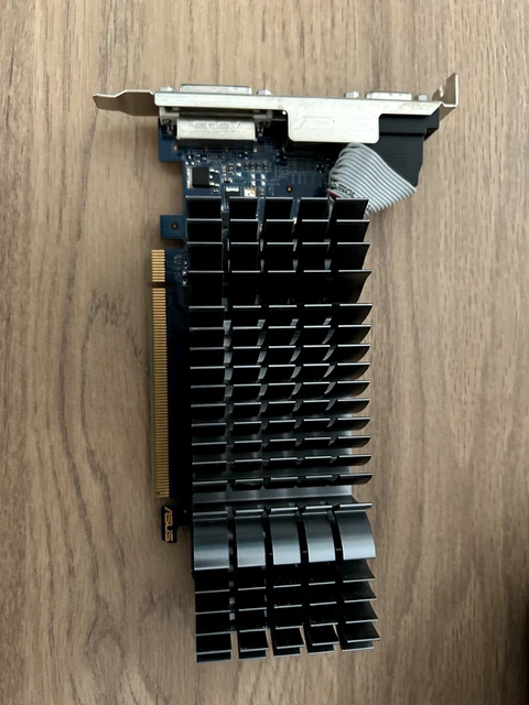 Carte Graphique ASUS NVIDIA GeForce 8400 GS - 2 Go - Connecteurs DVI/VGA
