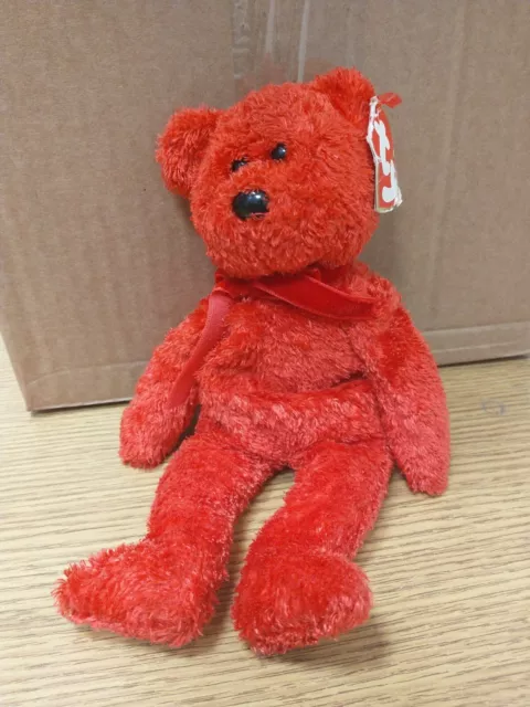 TY BEANIE BABY BEAR - SIZZLE - RED BEAR - Damaged tags