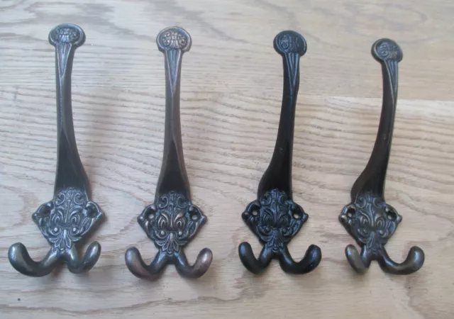 ORNATE TRIPLE hook-Decorative vintage Victorian style hat and coat hook hanging