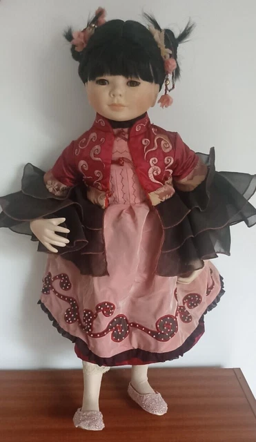 YZDKJDZ Poupée chinoise traditionnelle en soie - Figurine de collection - Cadeau souvenir pour la maison, le bureau et l'hôtel