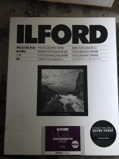 Ilford Multigrade RC Deluxe Black & White Paper, 8 x 10", 25 Sheets Pearl