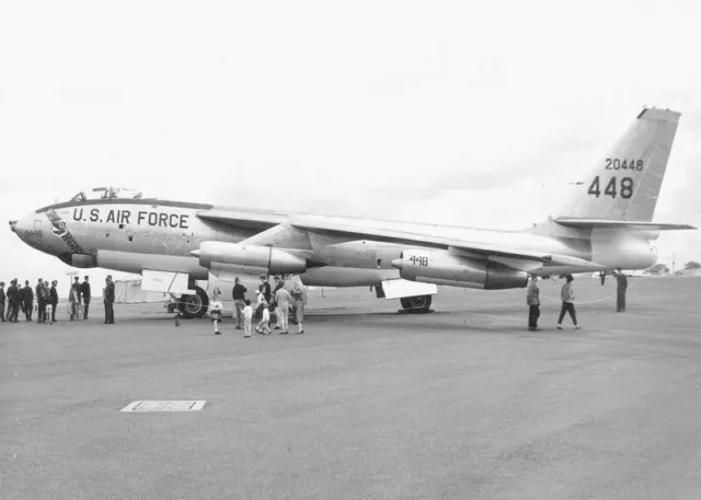 Photo  7 X 5"  Boeing B-47 Stratojet