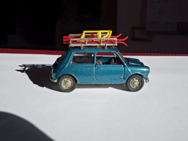 ミニカー MEBETOYS A-61 MINI MINOR INNOCENTI MONTE Mini Minor Innocenti A-61 - Mebetoys - LastDodo