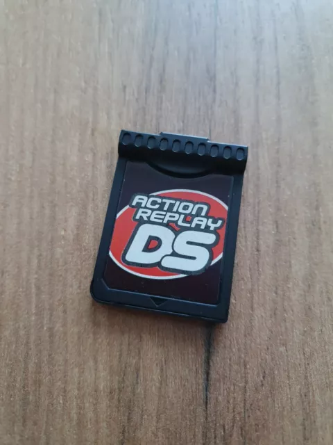 Action Replay DS CHEAT Modul Schummel Nintendo