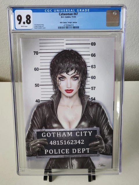 Catwoman #47 Natali Sanders Virgin Variant CGC 9.8 Adam Hughes #51 Homage