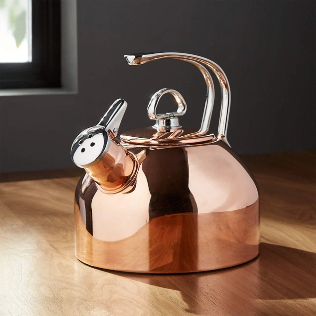 Chantal 1.8 best sale quart tea kettle