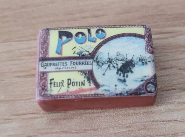 Fève - POLO - Gaufrettes fourrées - Félix Potin    ....    (Ref. 2518)