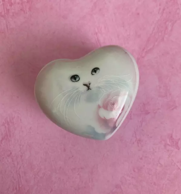 Otagiri White Kitten Cat Rose Jewelry Trinket Box Vintage Heart-shaped