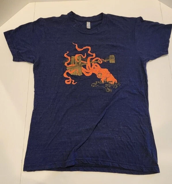 Vintage 50/25/25 Squid Octopus Attacks Brooklyn Bridge Single Stitch USA T-Shirt