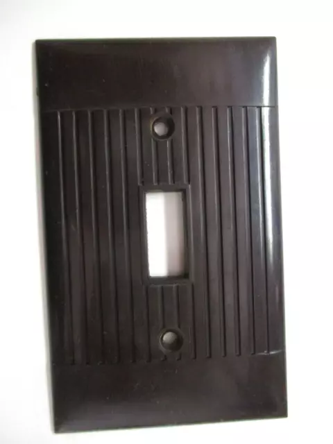 P&S Sierra USA D1 Ribbed Brown Bakelite 1950 Deco Switch Wall Cover Plate 1 MCM