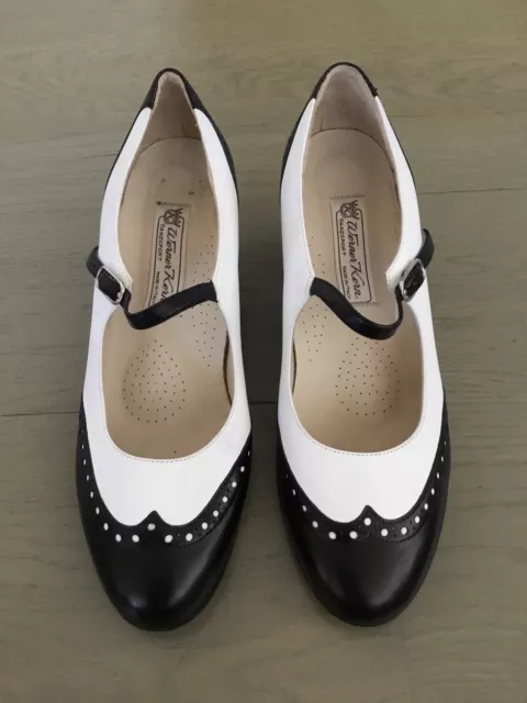 WERNER KERN BLACK & WHITE DANCE SHOES  (6 1/2 US size)