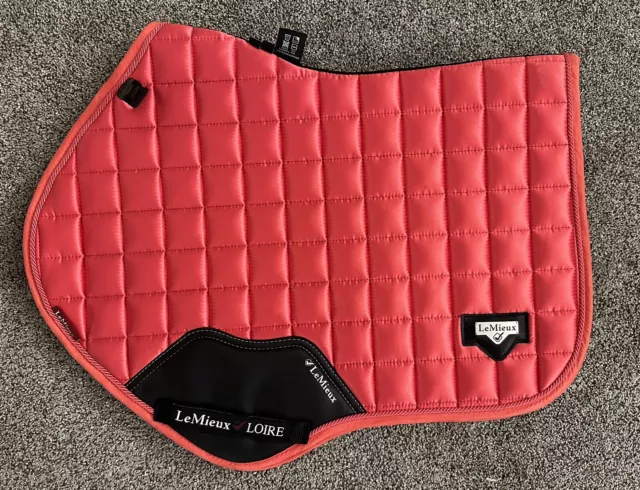 Lemieux Saddle Pad Papaya, Loire Classic Close Contact Square SIZE: S/M