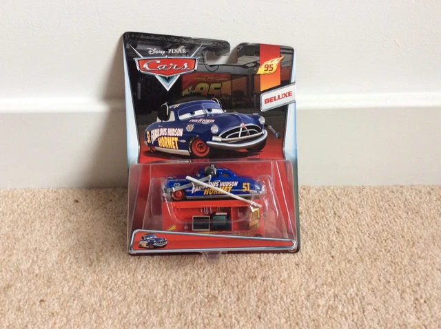 FABULOUS DOC HUDSON WITH STAND カーズ ミニカー DISNEY PIXAR CARS