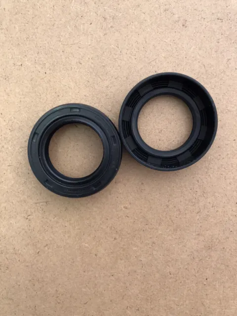 Genuine James Gaskets Oil Seal For Wheel Bearings BT 58-83 (JGI-47519-58)