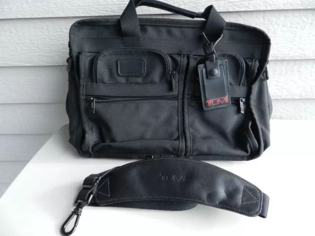 Tumi 204D3 Black Ballistic Nylon Laptop Document Messenger Expandable Briefcase