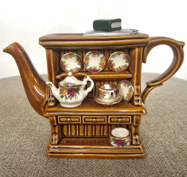 Cardew Design 1996 Miniature Teapot Royal Albert Old Country Roses Welsh Dresser