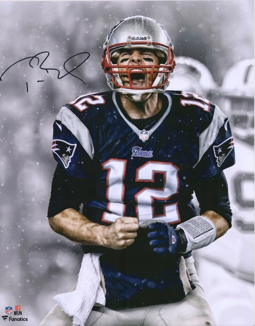Tom Brady Autographed New England Patriots Signed 8x10 Photo *REPRINT*
