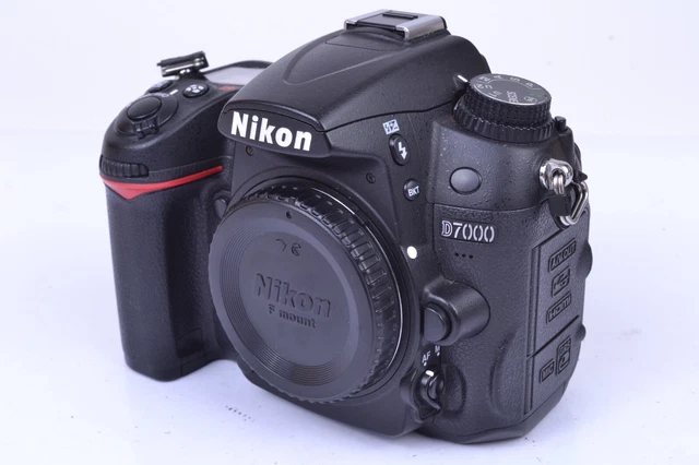 Nikon D7000 16.2 MP CMOS DSLR Camera Body Shutter Count 21,000 #T78114