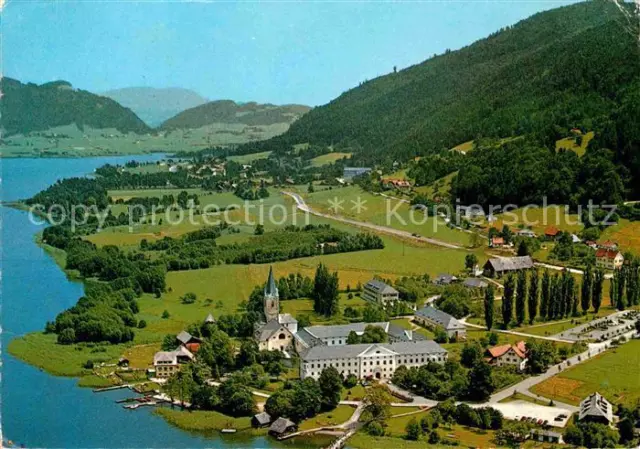 72716494 Ossiach Fliegeraufnahme mit See und Stiftskirche Ossiach