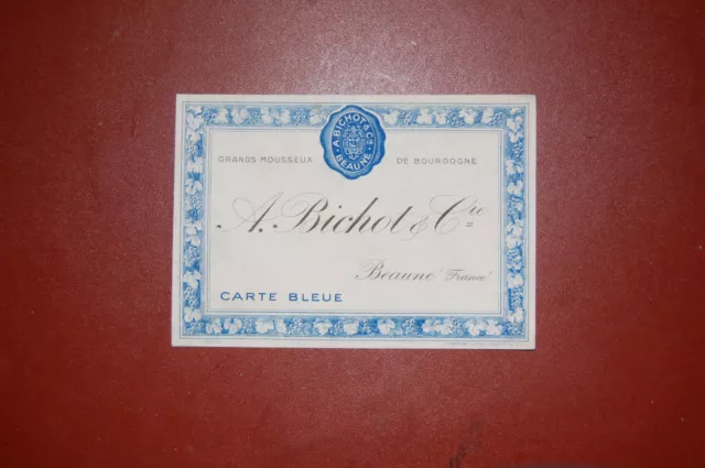 Lot Anciennes étiquettes de vin: vin mousseux A Bichot carte bleue