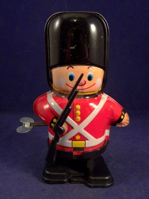 Ancien jouet automate battery toy serveur drinking man yone à Saint