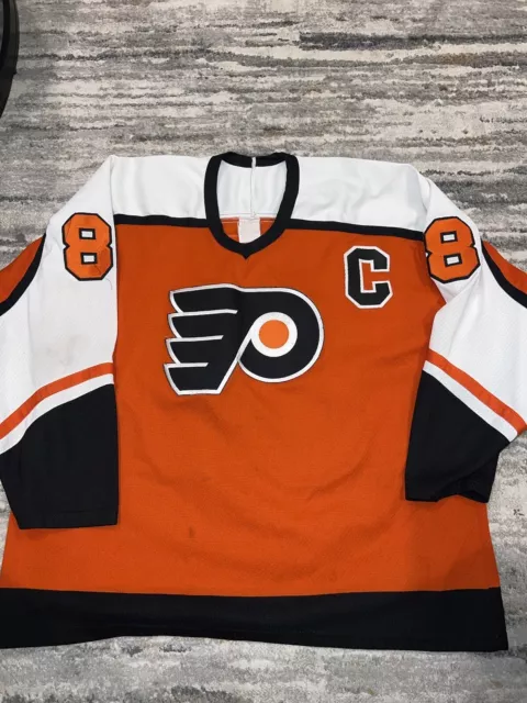 CCM Philadelphia Flyers LINDROS #88 NHL Hockey Jersey Men XL Orange Canada Sewn