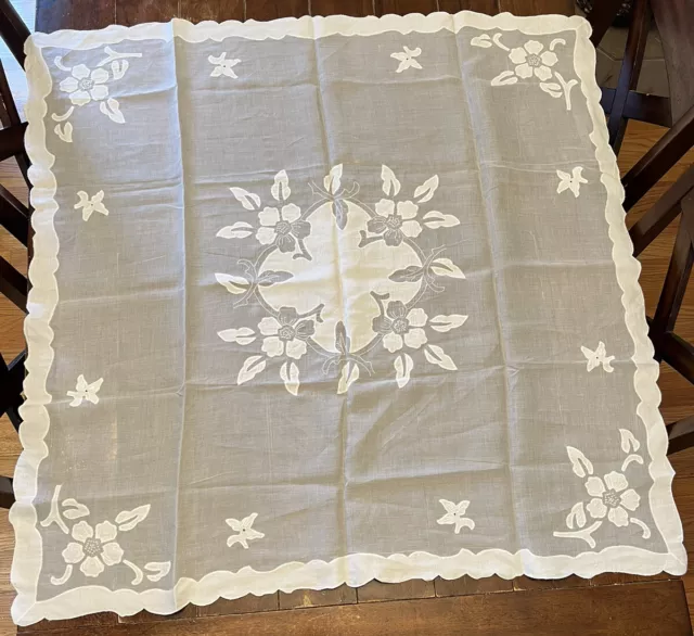 White Appliqué Square Tablecloth Floral Sheer Card Table 41 x 41 Vintage