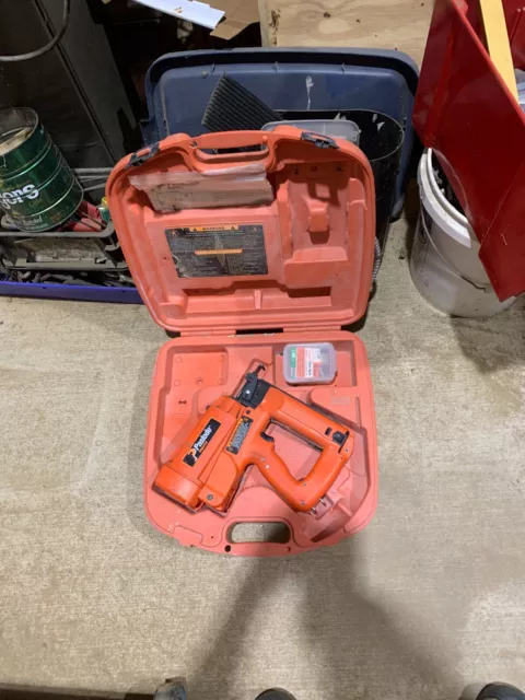 Paslode IM250 II Cordless 16 Gauge Finish Nailer 900400 - Parts Paslode IM250 II Cordless 16 Gauge Finish Nailer 900400 - Parts
