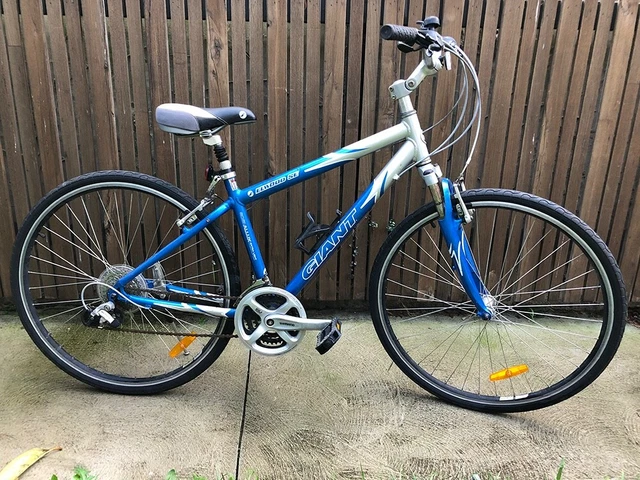 GIANT ELWOOD SE 21 speed Mountain Bike Front Suspension Aluminium 95.00 PicClick AU