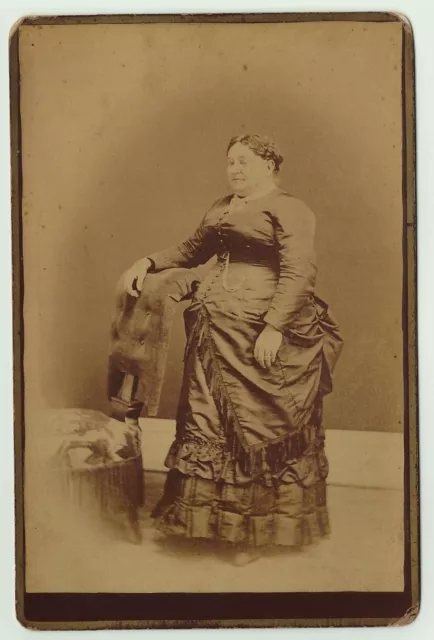 RARE  1880s Cabinet Photo -  Large Woman - Strange Hands - Circus Freak show ?