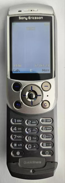 RETRO SONY ERICSSON S700i SWIVEL MOBILE PHONE-UNLOCKED WITH NEW CHARGAR&WARRANTY 2