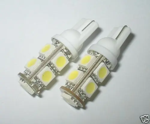 Paire Ampoules LED Tout en Verre Blanc 5000K W5W T10 C5