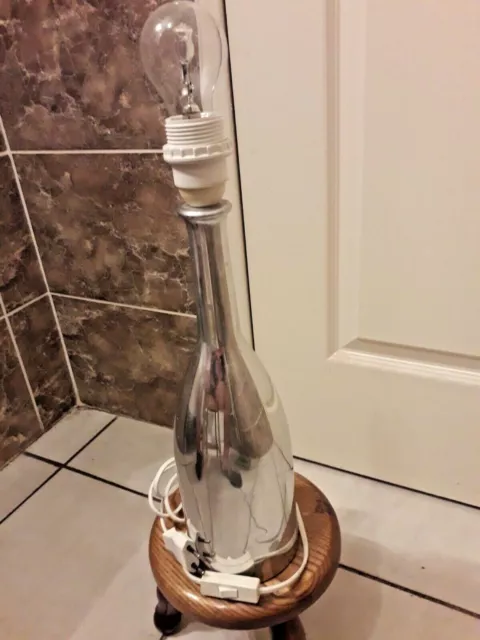 Lampe en forme de bouteille de champagne en aluminium IKEA