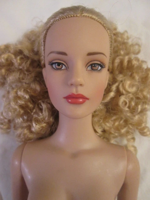 TONNER TYLER WENTWORTH NUDE SYDNEY CHASE LOVE IS BLUE 16” Fashion 