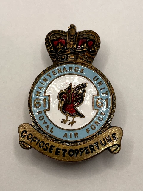 Raf Qc Lapel Badge - 61 Maintenance Unit
