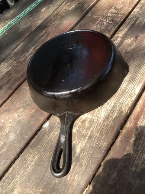 Favorite Piqua Ware #7 Cast Iron Skillet Smiley Logo Restored And Flat