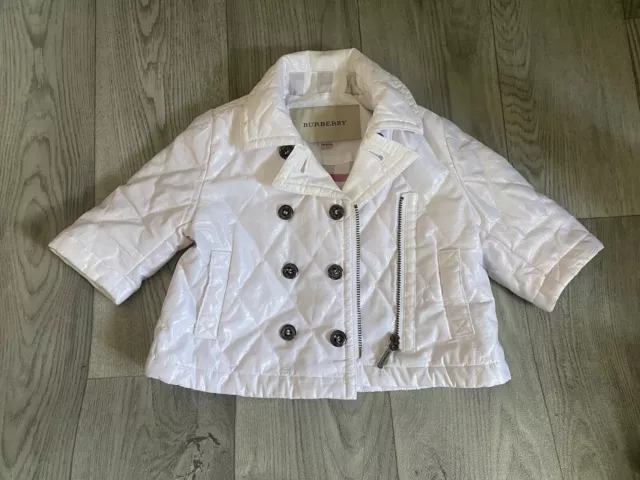 Burberry Baby Coat/ Jacket/ Puffer - Girls / Boys / Unisex Age 3-6 Months White