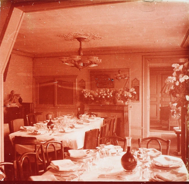 FRANCE Maison Restaurant c1930 Photo Stereo Plate Vintage Pn7