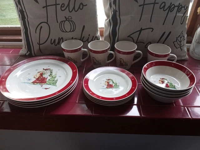 16 Piece Dinner Water Set Folk Art Father Old World Santa Christmas