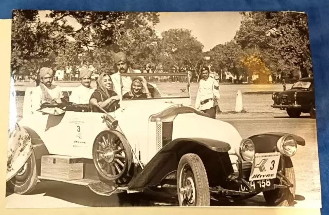 Retro car parade in New Delhi. 1981