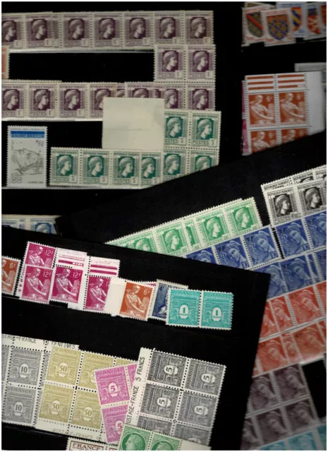 timbres  français -  Lot de 8 planches de timbres en vrac