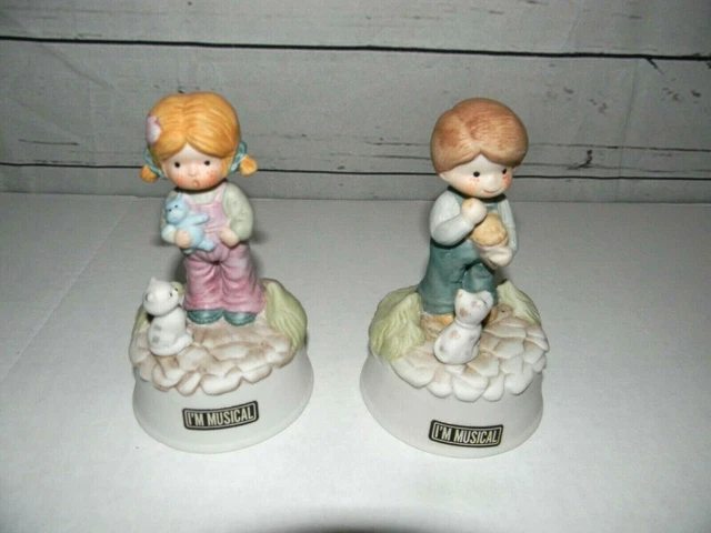 Music Box Wind Up Figurine Boy & Girl Puppy Cat Kitten Bisque Ceramic Set of 2