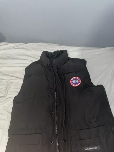 Canada goose deals certilogo