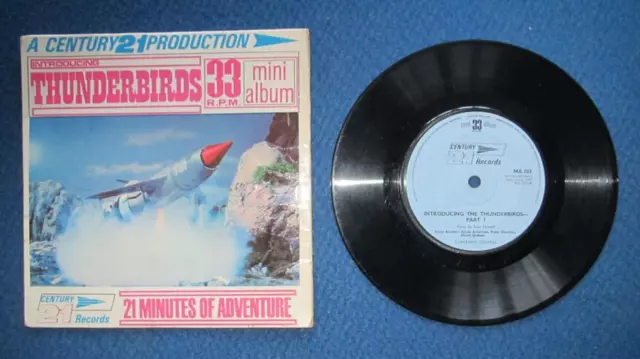 Century 21 Mini-Album ' Introducing Thunderbirds '    MA103   1966  Good